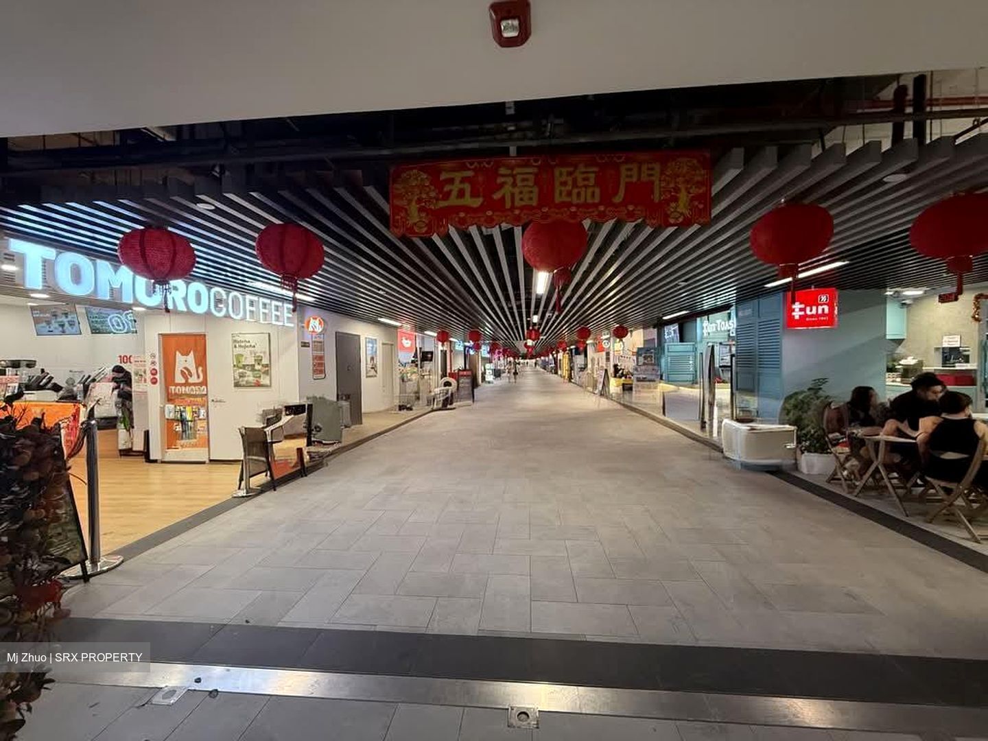 Club Street (D1), Retail #540173231
